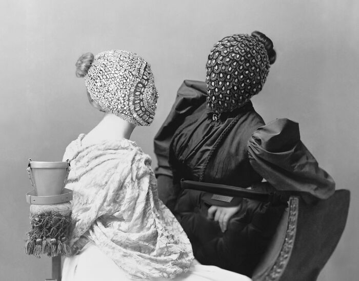 3rd Place In The Photomanipulation Category: "Marvellini Vogue" By Collective Foto Marvellini, Italy