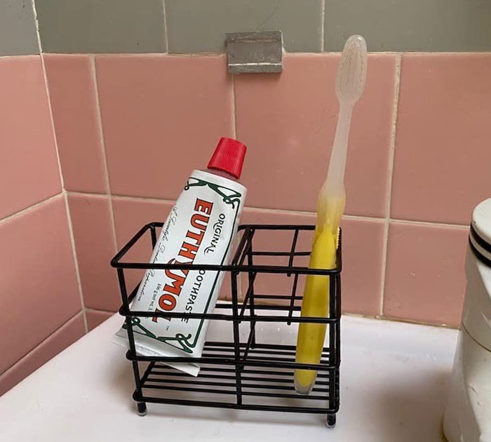 Stay Clean & Classy: Stainless Toothbrush Holder With No-Grime Bottom!