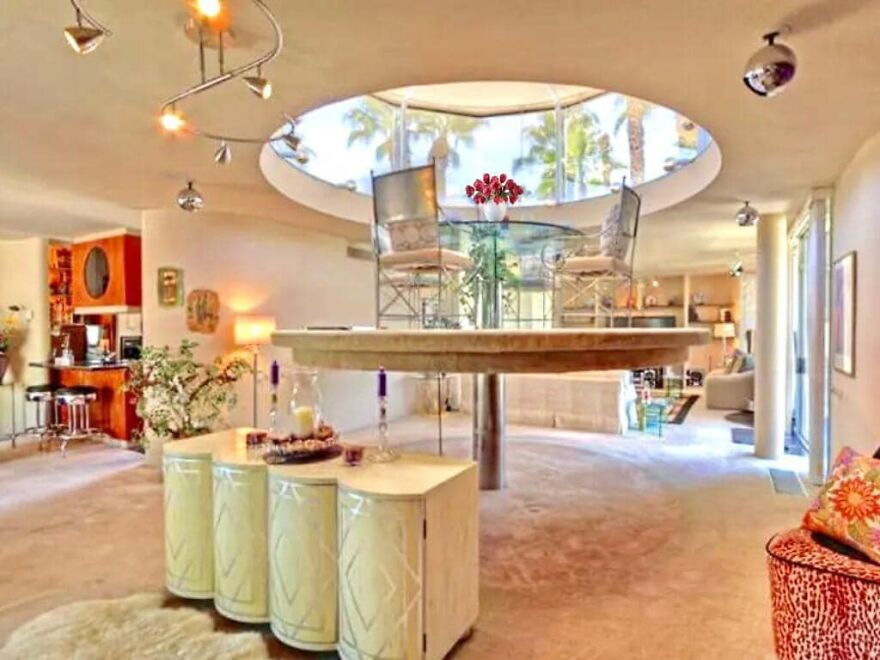 An Elevating Dining Table Is An Odd Flex