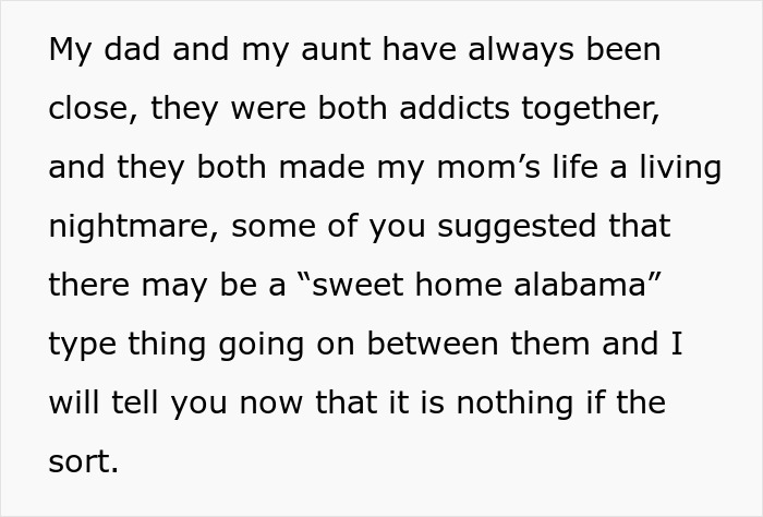 Aunt Racks Up $300 In Food, Is Shocked When She Hears They're Splitting The Bill Aunt Racks Up $300 In Food, Is Shocked When She Hears They're Splitting The Bill