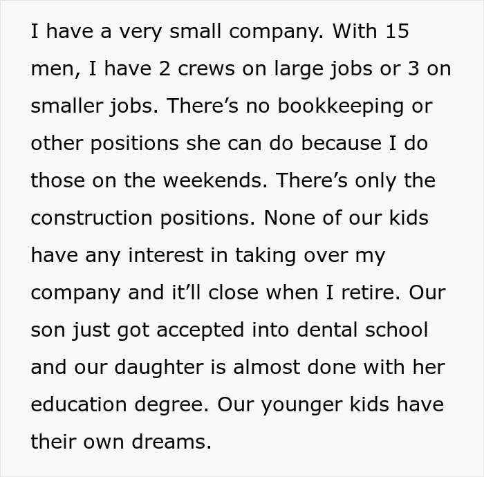 Woman Is Mad Brother Earns $10/h More Than She Does, Wants Parents To Make Up For It Woman Is Mad Brother Earns $10/h More Than She Does, Wants Parents To Make Up For It