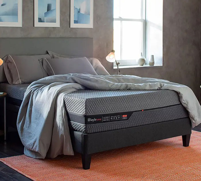  Layla Hybrid Mattress: Where Dreamy Comfort Meets Innovative Design!