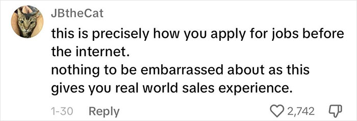 &ldquo;Welcome To The Real World&rdquo;: Polyglot College Graduate Left In Tears As She Can&rsquo;t Find A Job