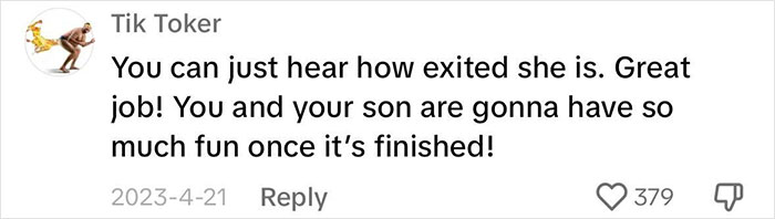 Single Mom Can&rsquo;t Afford A House, So She Converts A Double-Decker Bus Into A Tiny Home