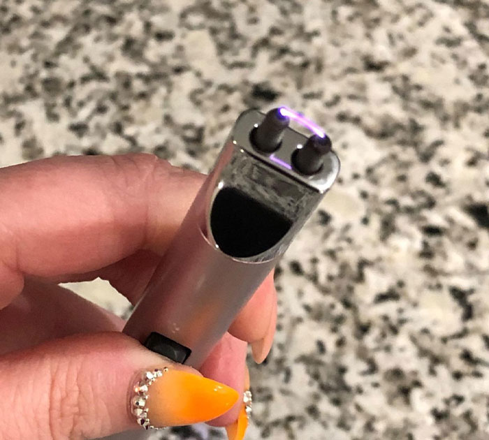 No More Fumbling With Flames: USB Rechargeable Lighter Lights The Way!