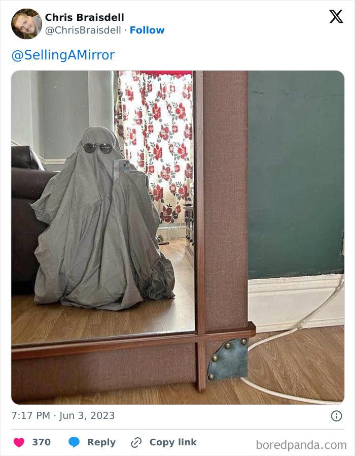 People-Selling-Mirrors-Funny-Pics