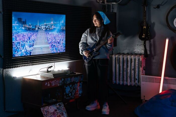 30 People Share Next-To-Impossible Things They Experienced