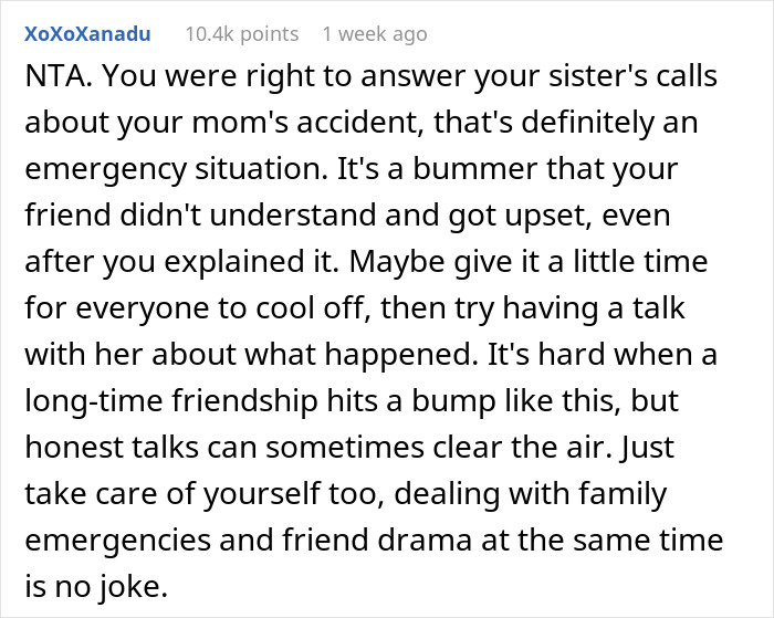 Bride Berates BFF For Answering An Emergency Call At Her ‘Unplugged Wedding’ Bride Berates BFF For Answering An Emergency Call At Her ‘Unplugged Wedding’