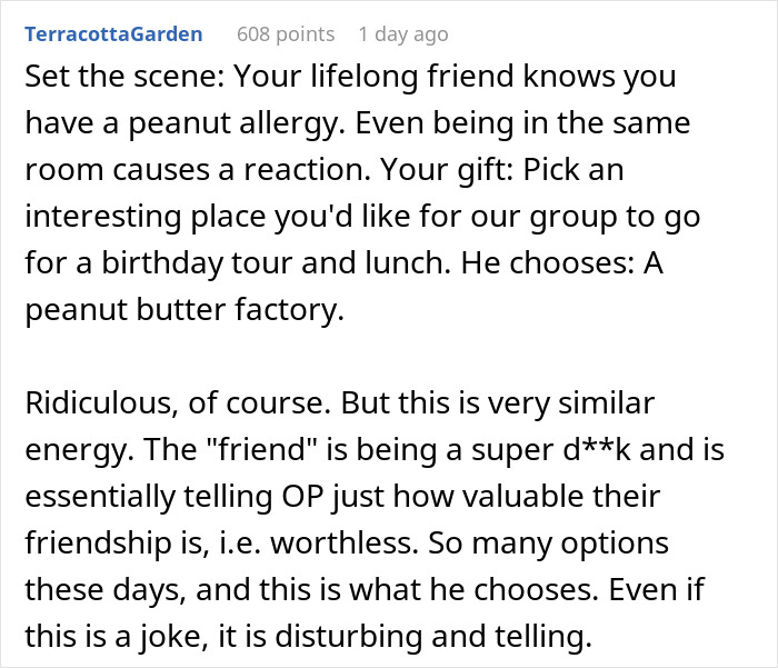 Friend Offers To Pay For Friend's B-Day Dinner, Refuses When They See Where He Chose Friend Offers To Pay For Friend's B-Day Dinner, Refuses When They See Where He Chose