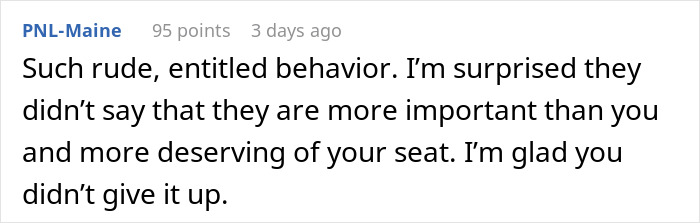 Man Puts Entitled Couple In Their Place, Resumes Enjoying His Chicken Wings 