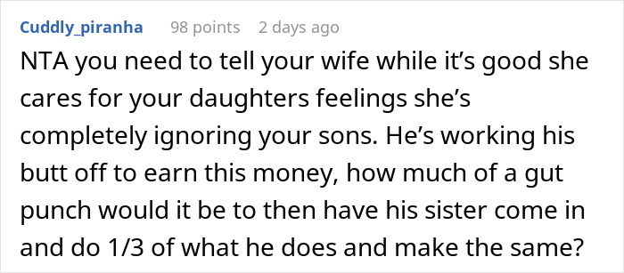 Woman Is Mad Brother Earns $10/h More Than She Does, Wants Parents To Make Up For It Woman Is Mad Brother Earns $10/h More Than She Does, Wants Parents To Make Up For It