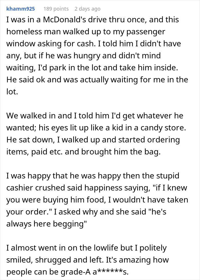 “I Need Police Here”: Karen Throws A Fit Over Homeless Man Buying Food, Gets Taught A Lesson “I Need Police Here”: Karen Throws A Fit Over Homeless Man Buying Food, Gets Taught A Lesson