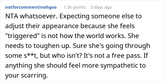 Woman Refuses To Cover Her Scar After It Triggers Her Friend At The Beach, Drama Ensues Woman Refuses To Cover Her Scar After It Triggers Her Friend At The Beach, Drama Ensues