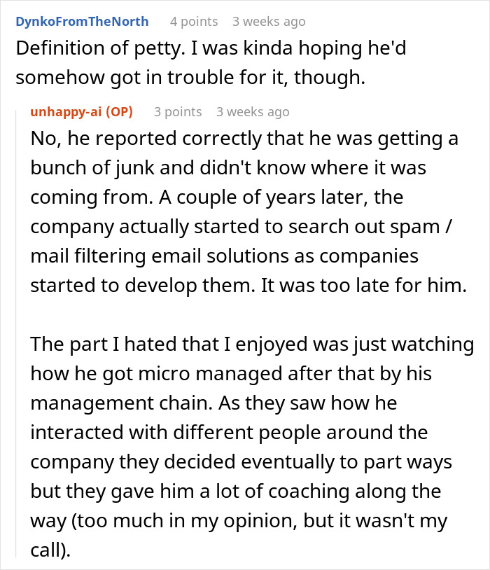 Boss Gives Employee 1 Out Of 5 Score In A Yearly Review For No Reason, Receives Petty Revenge