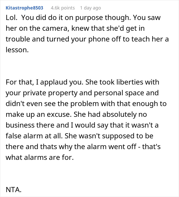 Person Goes Vacationing, Refuses To Bail Out Mom From The Police As She Breaks Into Their House Person Goes Vacationing, Refuses To Bail Out Mom From The Police As She Breaks Into Their House