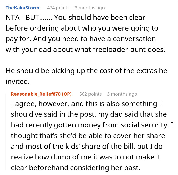Aunt Racks Up $300 In Food, Is Shocked When She Hears They're Splitting The Bill Aunt Racks Up $300 In Food, Is Shocked When She Hears They're Splitting The Bill