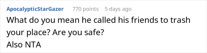 Guy Accuses Fiancée Of Breaking Up With Him Because He’s Dumb, Internet Says He Has A Point Guy Accuses Fiancée Of Breaking Up With Him Because He’s Dumb, Internet Says He Has A Point