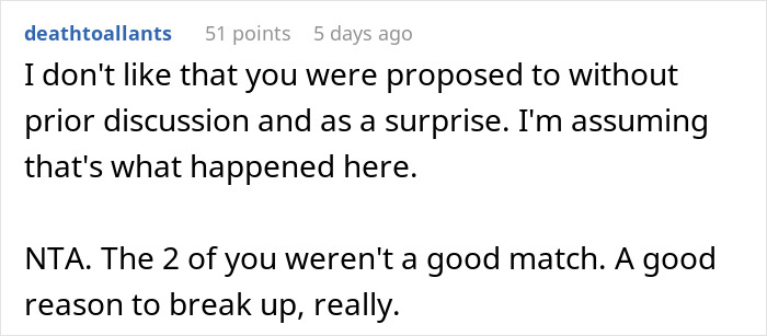 Guy Accuses Fiancée Of Breaking Up With Him Because He’s Dumb, Internet Says He Has A Point Guy Accuses Fiancée Of Breaking Up With Him Because He’s Dumb, Internet Says He Has A Point