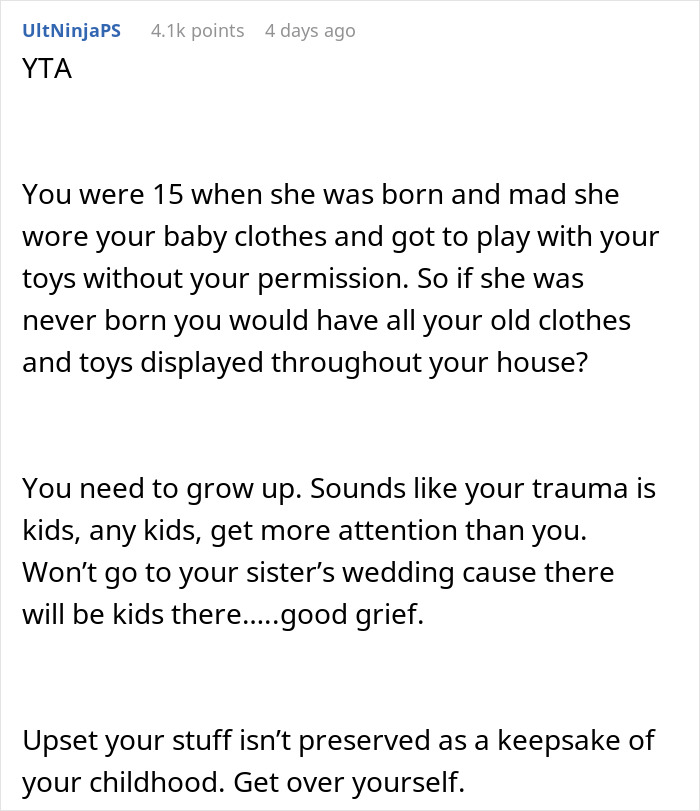 Woman Seeks Support After Being “Uninvited” From Sister’s Wedding, Gets Dragged Instead Woman Seeks Support After Being “Uninvited” From Sister’s Wedding, Gets Dragged Instead