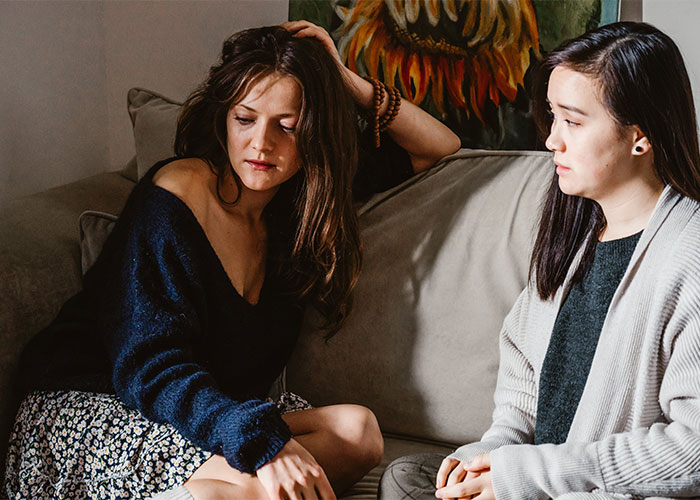 “Dodged That Bullet Big Time”: 35 Times A 3rd Person Ruined A Relationship Without Even Cheating