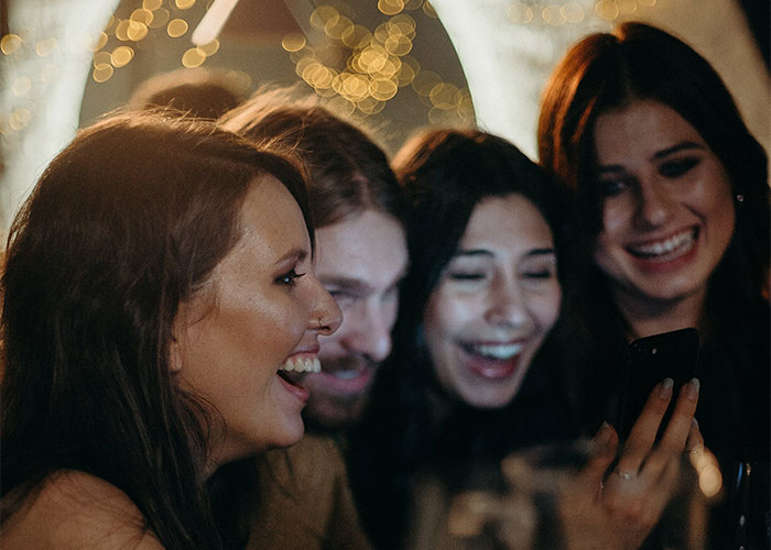 “Dodged That Bullet Big Time”: 35 Times A 3rd Person Ruined A Relationship Without Even Cheating