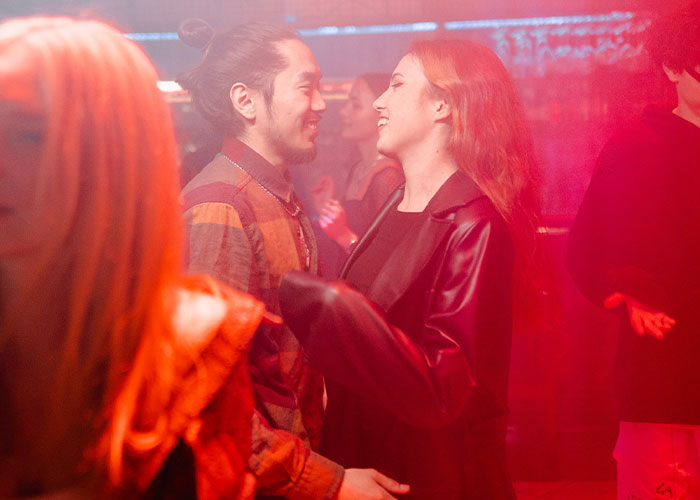 “Dodged That Bullet Big Time”: 35 Times A 3rd Person Ruined A Relationship Without Even Cheating