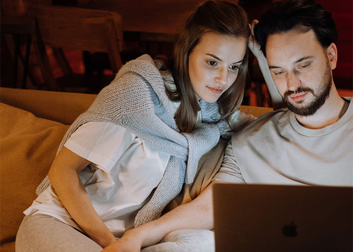 “Dodged That Bullet Big Time”: 35 Times A 3rd Person Ruined A Relationship Without Even Cheating