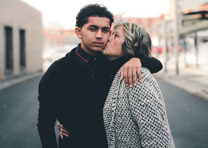 “Dodged That Bullet Big Time”: 35 Times A 3rd Person Ruined A Relationship Without Even Cheating