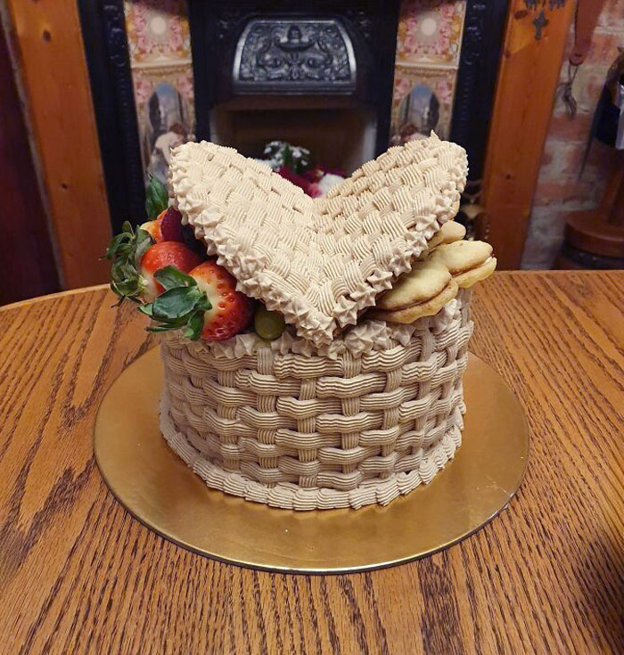 Hand-Piped Ginger Cake With Gingerbread Lids, Fresh Fruit, And Viennese Whirls