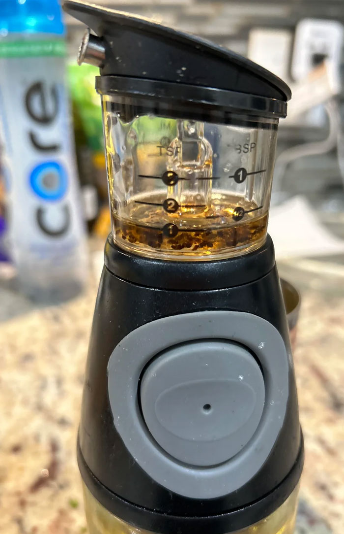 Found The Fruit Fly Problem. In A Bottle Of Vinegar