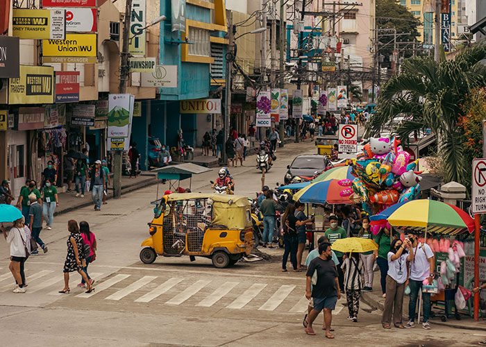 30 People Reveal The “Dumbest” Parts Of Their Cultures