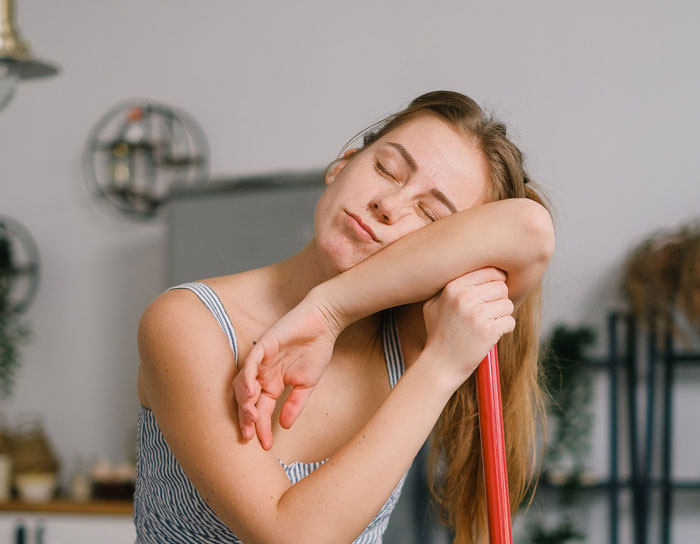 Man Has A Messed-Up Fantasy Of Making Daughter His Co-Worker&rsquo;s Housewife, Ruins Her Childhood 