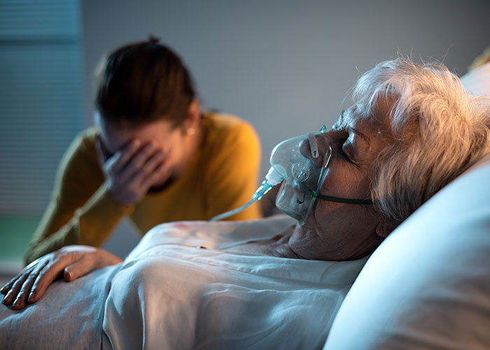 Woman Tries To Guilt-Trip Her Sister Into Paying For Her Massive Wedding With 200 Guests Woman Tries To Guilt-Trip Her Sister Into Paying For Her Massive Wedding With 200 Guests