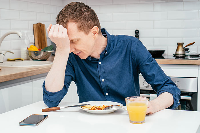 "AITA For Eating The Food My FIL Served Me And Ruining Mine And My Boyfriend's Holiday" "AITA For Eating The Food My FIL Served Me And Ruining Mine And My Boyfriend's Holiday"