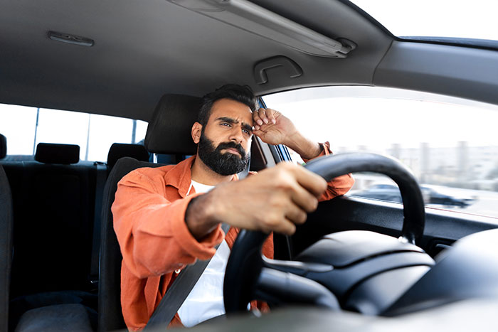 &ldquo;I Know He&rsquo;s On The Phone With 911&rdquo;: Guy Teaches Jerk Driver A Lesson For Following Him Home