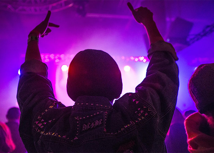 30 People Like To Romanticize The '90s, Gen X'ers Share What They Get Wrong