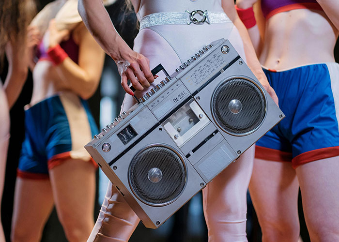 30 People Like To Romanticize The '90s, Gen X'ers Share What They Get Wrong