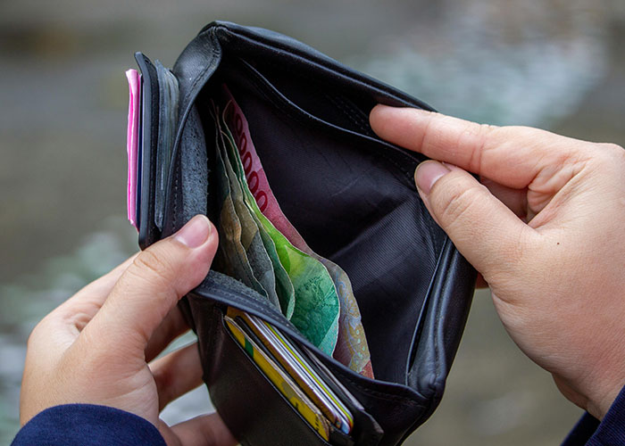 30 People Like To Romanticize The '90s, Gen X'ers Share What They Get Wrong