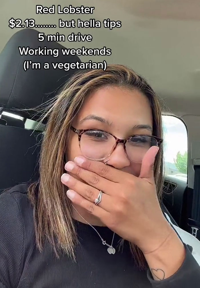 “Getting Hired On The Spot Is A Huge Red Flag”: Woman Gets 4 Job Offers In One Day “Getting Hired On The Spot Is A Huge Red Flag”: Woman Gets 4 Job Offers In One Day