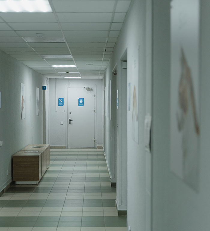 37 Hospital Patients And Staff Share The Wildest Things They've Witnessed