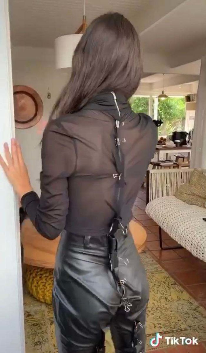 Ever Wondered Why The Clothes You Ordered Don’t Fit You Like They Do The Models?