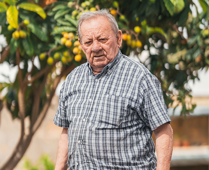 Controlling And Rude Neighbor Wakes Up To A Surprise After Teenager Gets Revenge