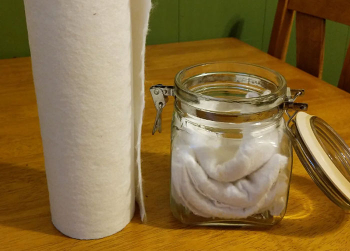 “My Grocery Bill Is Almost Half Of What It Was”: 30 Frugal Habits People Swear By