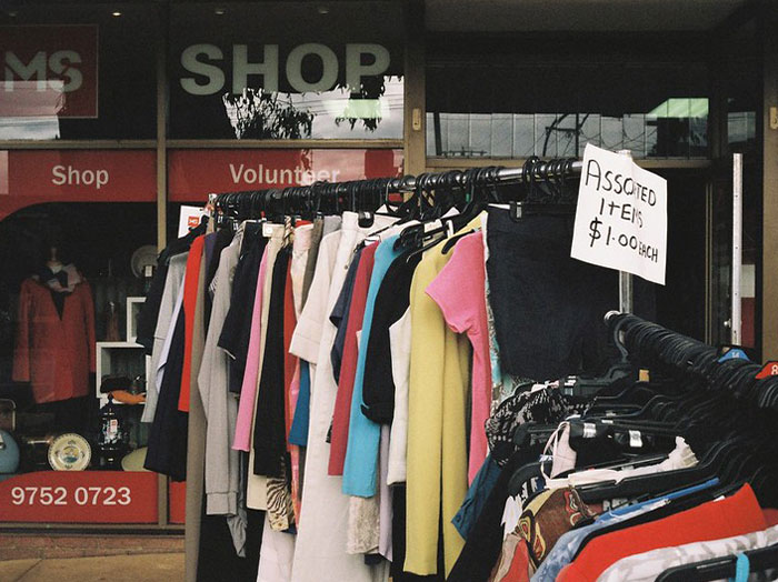 “My Grocery Bill Is Almost Half Of What It Was”: 30 Frugal Habits People Swear By