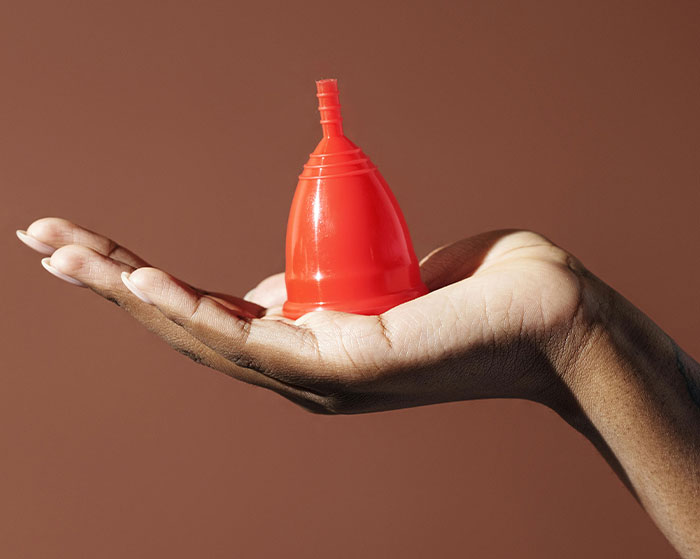 “My Grocery Bill Is Almost Half Of What It Was”: 30 Frugal Habits People Swear By