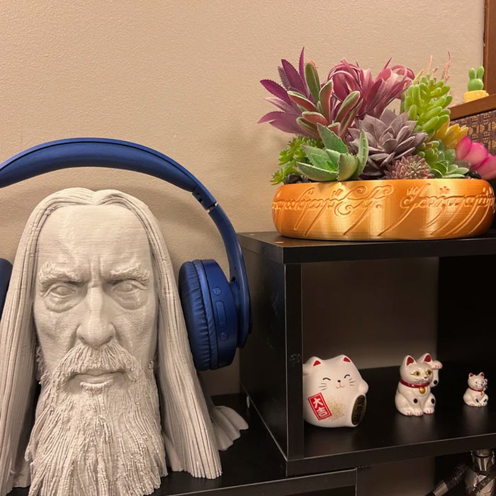 Grow Your Favourite Plants In A One Ring Succulent Planter, Every Lotr Fan's Dream Decor