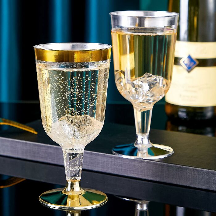 Elevate Every Celebration With N9R 30 Pack Plastic Wine Glasses Featuring Gold Rim: Toast To Elegance And Style!