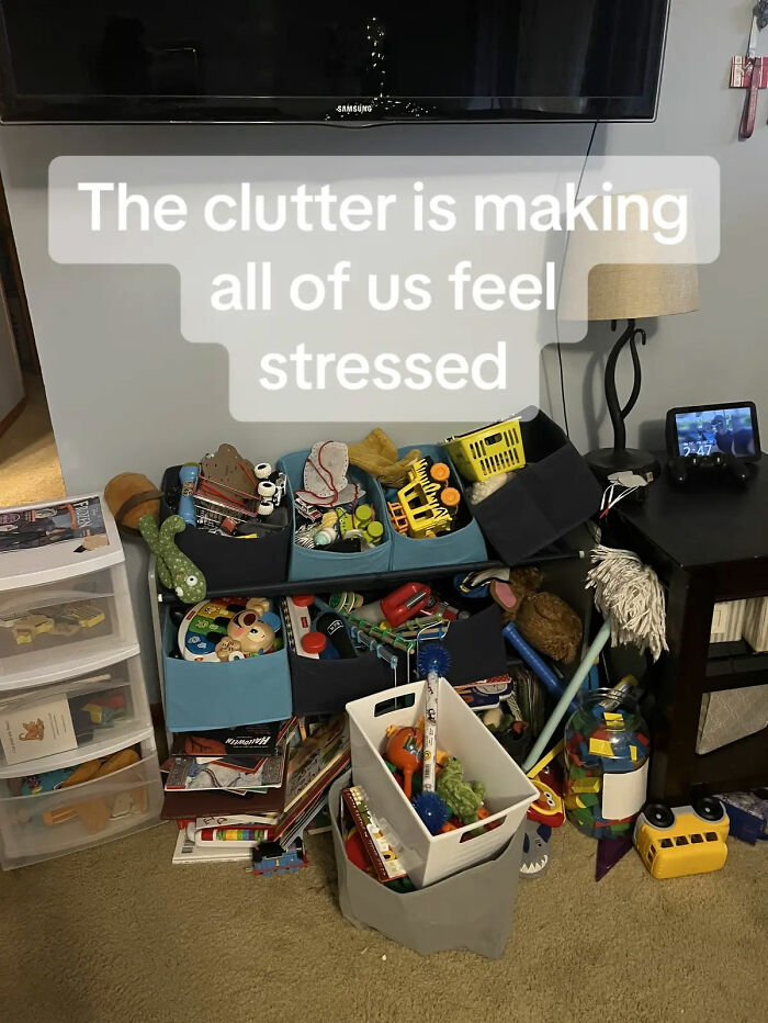 "She Liked The Opportunity": Mom Made A List For Babysitter To Make Extra Cash