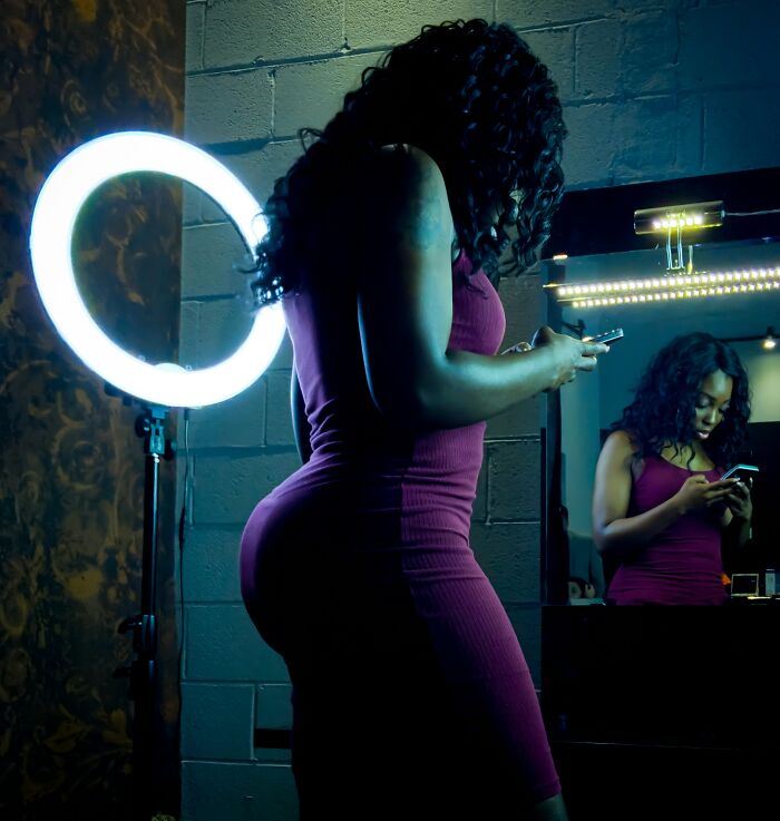 30 Awful Beauty Standards That Probably Shouldn't Have Existed In The First Place