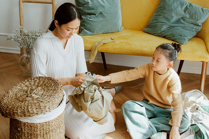 Parents Shame Their Teen Babysitter Online, She Comes With Receipts And They Get Blacklisted Parents Shame Their Teen Babysitter Online, She Comes With Receipts And They Get Blacklisted